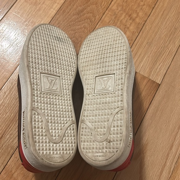 Louis Vuitton slip on shoes - Picture 7 of 9